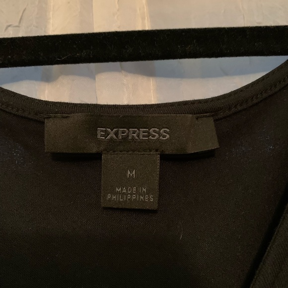 Express V-Neck Cutout Dress - Picture 5 of 10